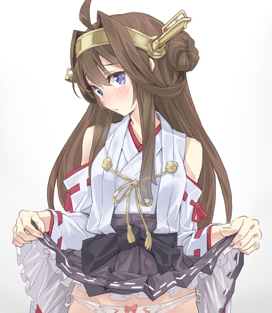 スカートたくし上げて恥ずかしそうな表情が最高にそそる！恥辱のたくし上げ二次エロ画像-4